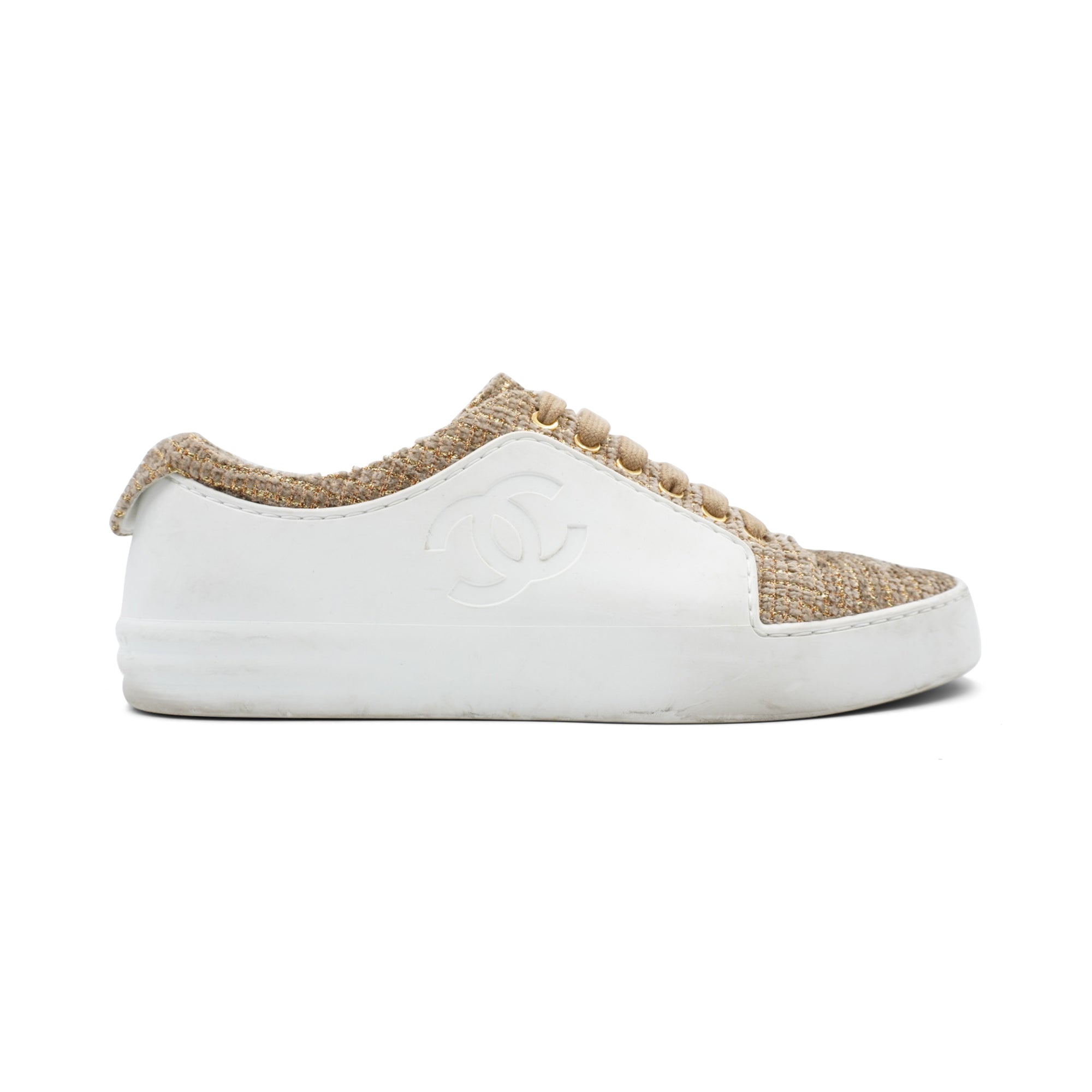 Chanel Low Top Sneakers Women's 36 – Fashionably Yours