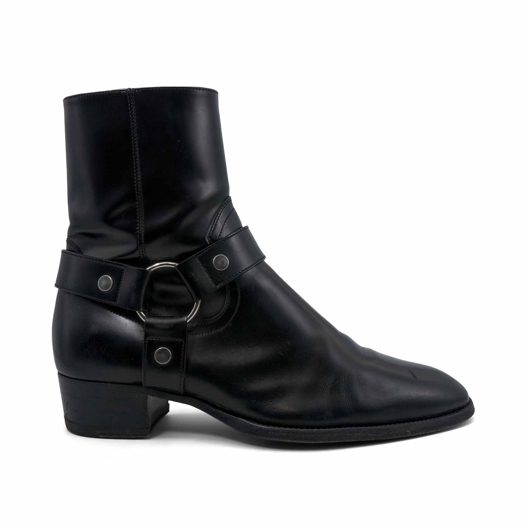 Saint Laurent 'Wyatt' Ankle Boots - Men's 41 – Fashionably Yours