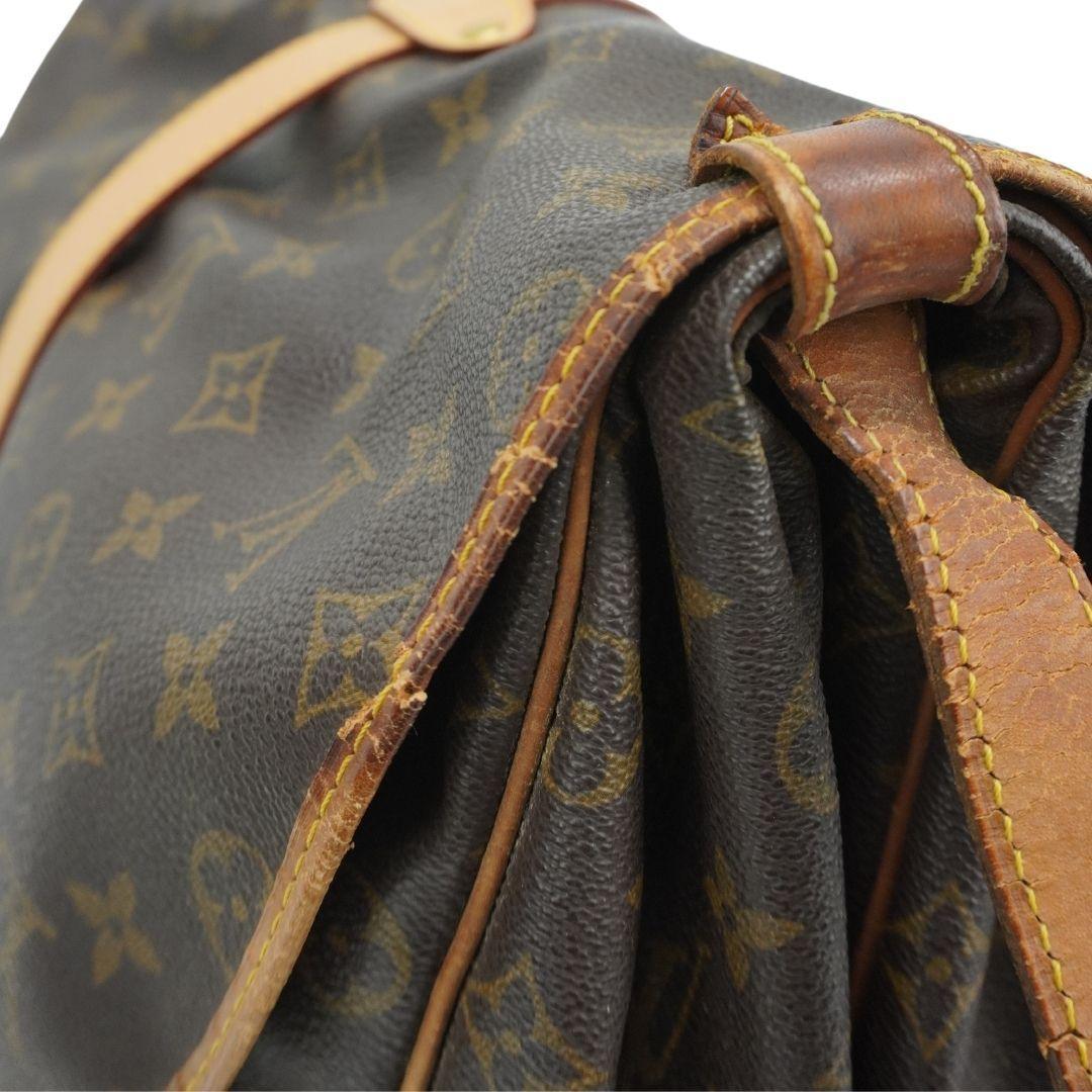 Louis Vuitton 'Saumur' Messenger Bag - Fashionably Yours