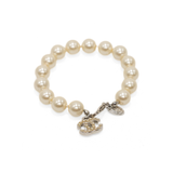 Chanel 'CC' Pearl Bracelet