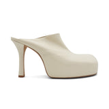 Bottega Veneta Cream Mules - Women's 40