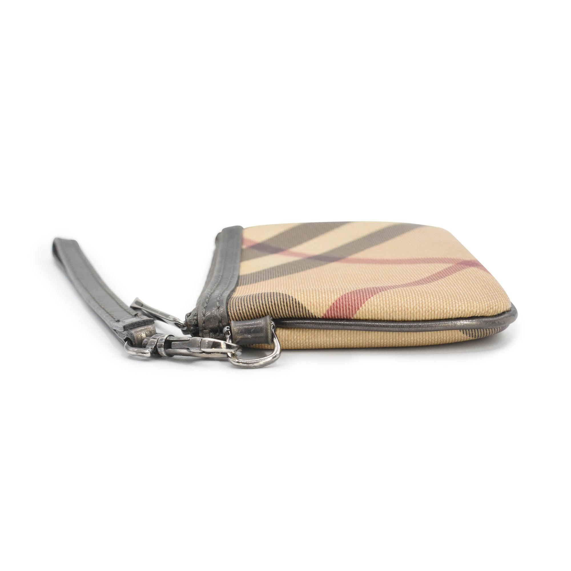 Burberry Wristlet shops