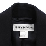 Issey Miyake Double-Breasted Coat - Women's 3