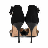 Manolo Blahnik Snakeskin Heels - Women's 40