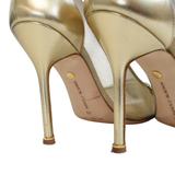 Manolo Blahnik 'Hangisi' Pumps - Women's 40