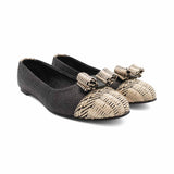 Salvatore Ferragamo 'Varina' Raffia Flats - Women's 9