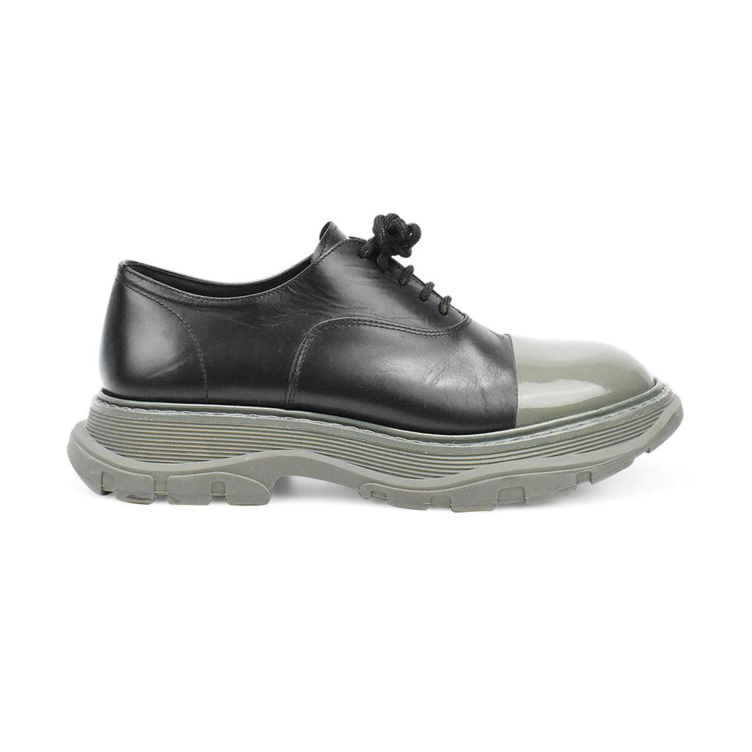 Alexander McQueen Dress Shoes - Men's 44 - Fashionably Yours