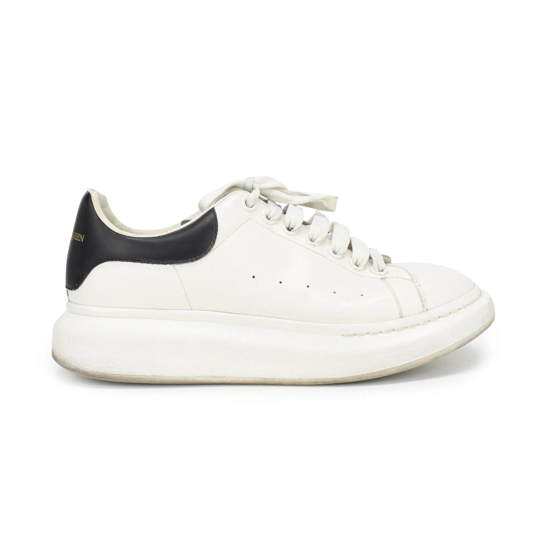 Alexander mcqueen trainers mens cheap sales