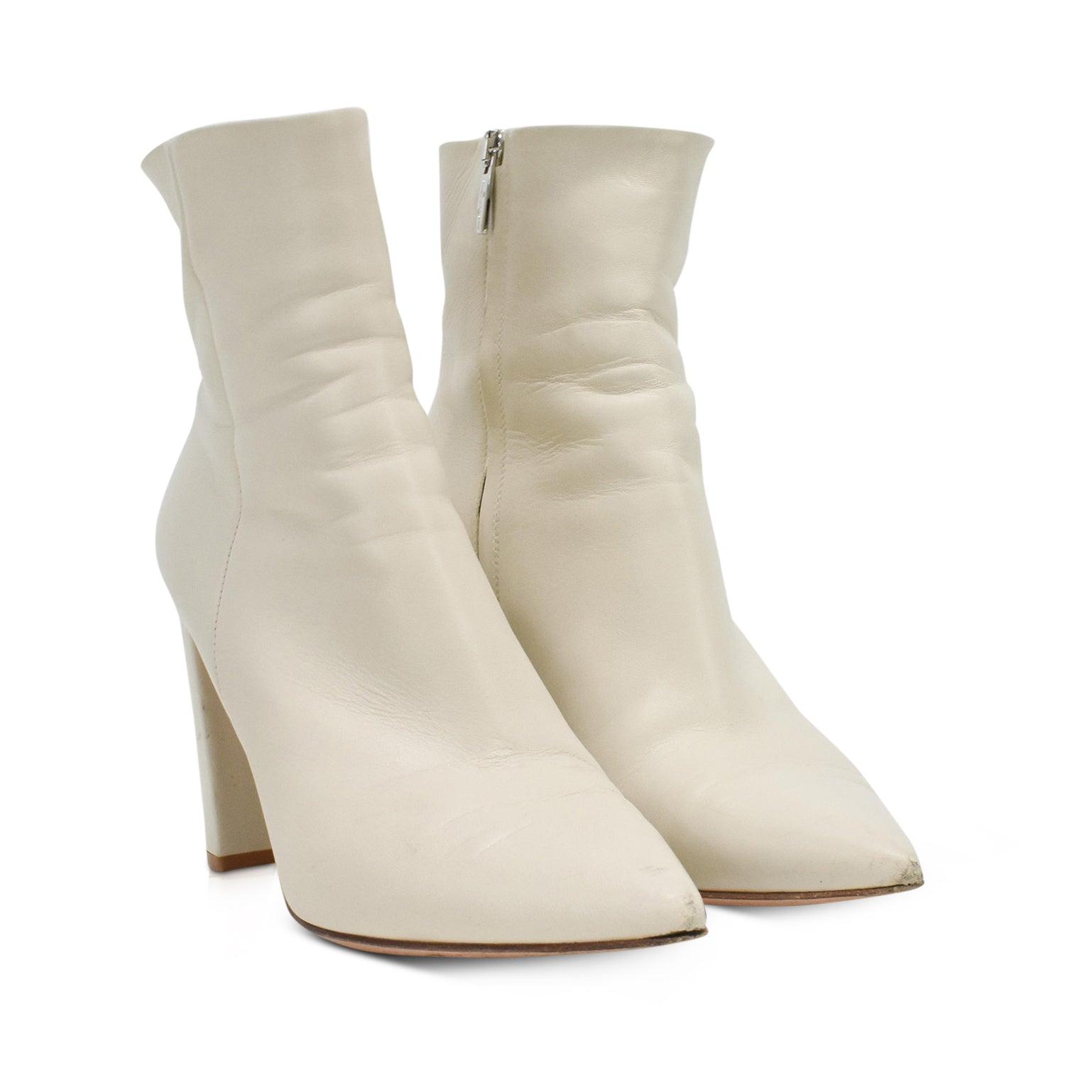 Gianvito Rossi Boots - Women's 40 - Fashionably Yours