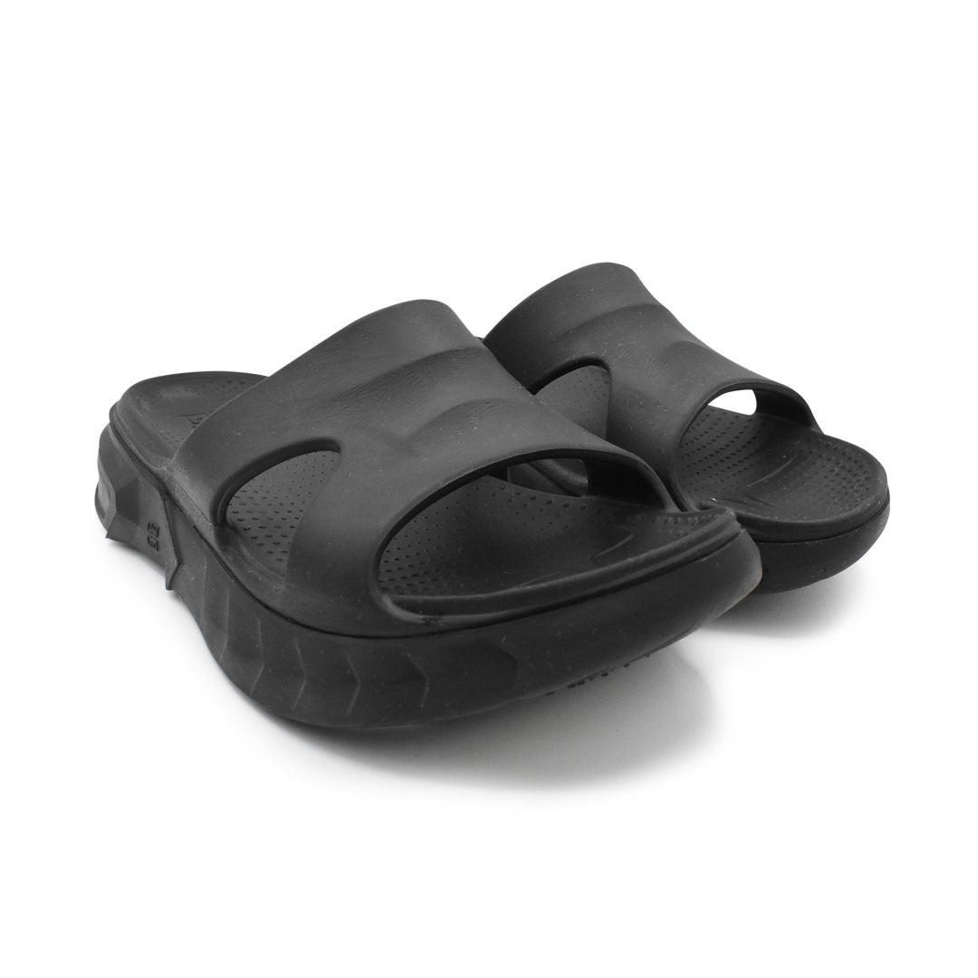 Givenchy Slides - Men's 42 - Fashionably Yours