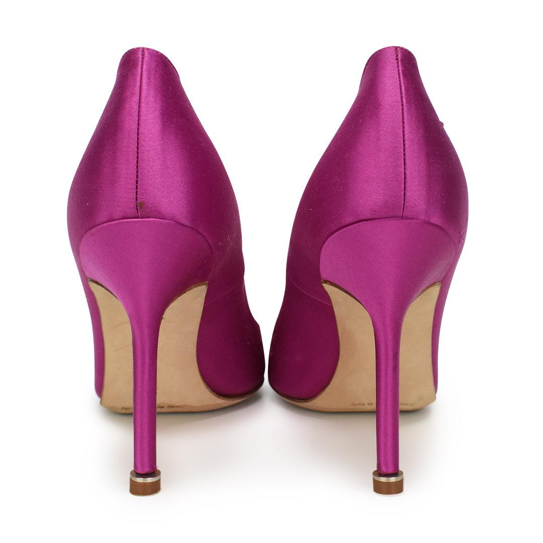 Manolo Blahnik 'Hangisi' Pumps - Women's 34.5 - Fashionably Yours