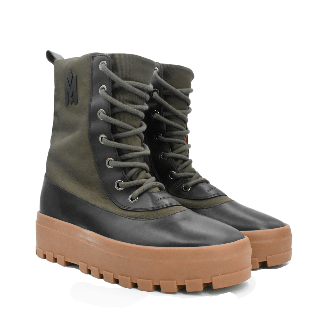 Moncler 'Henoc' Puffer Boots - Men's 45 - Fashionably Yours