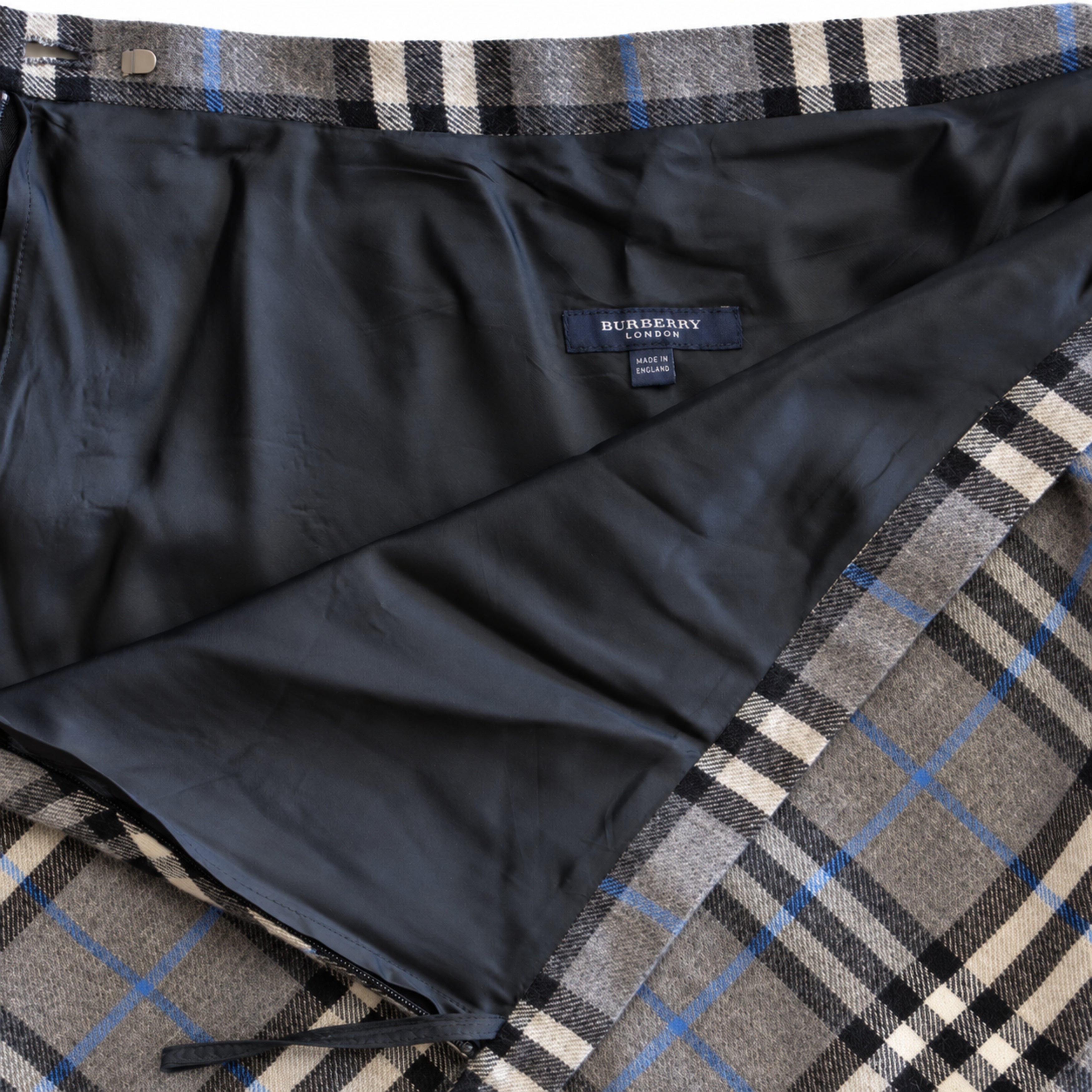 Burberry Grey Check Skirt label detail