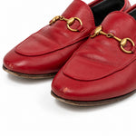 Gucci red leather horsebit loafers 07 opposite toe wear detail