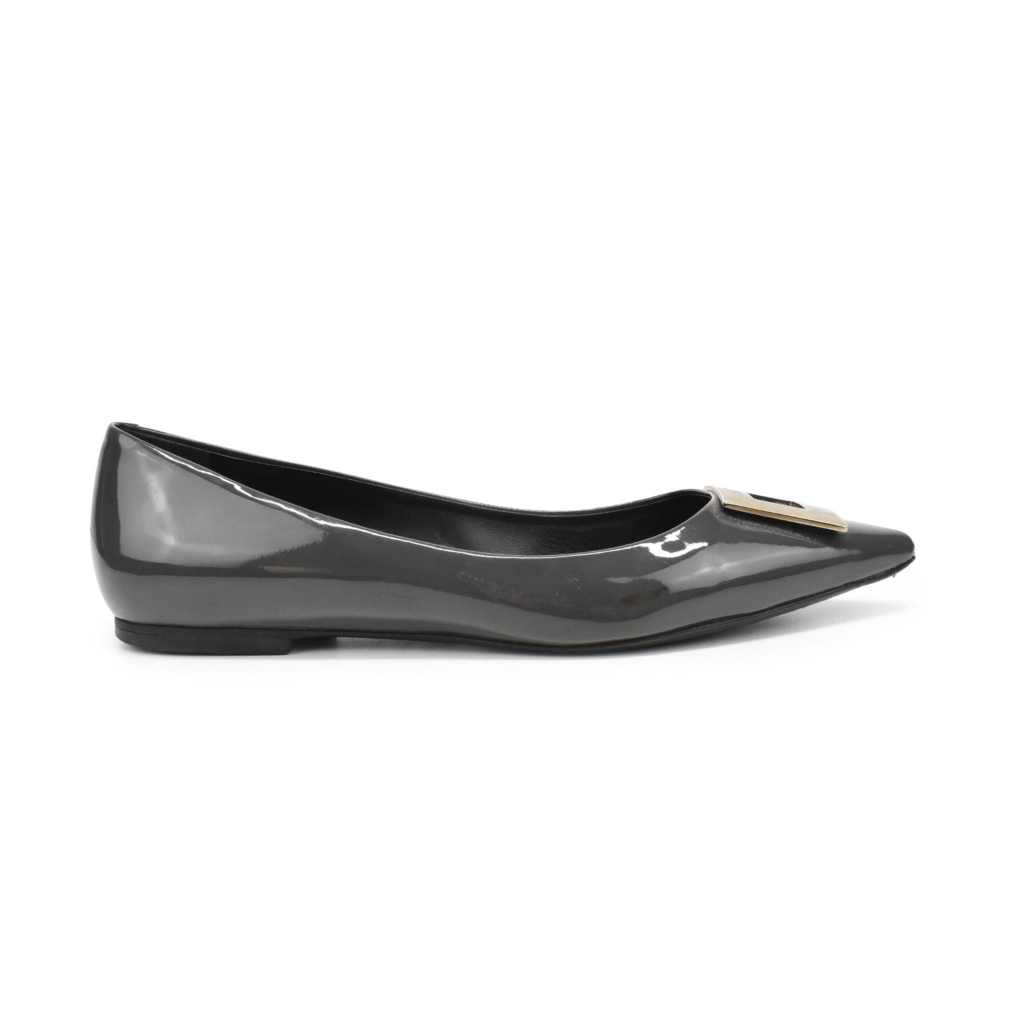 Roger Vivier Flats - Women's 35.5 - Fashionably Yours