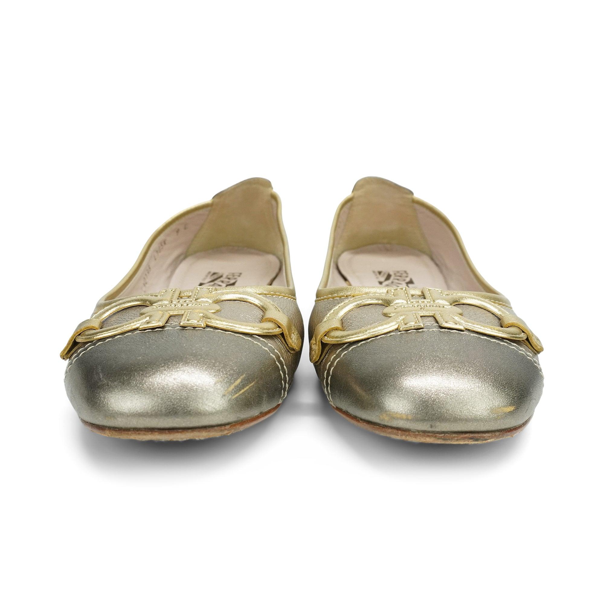 Salvatore Ferragamo Flats - Women's 9 - Fashionably Yours