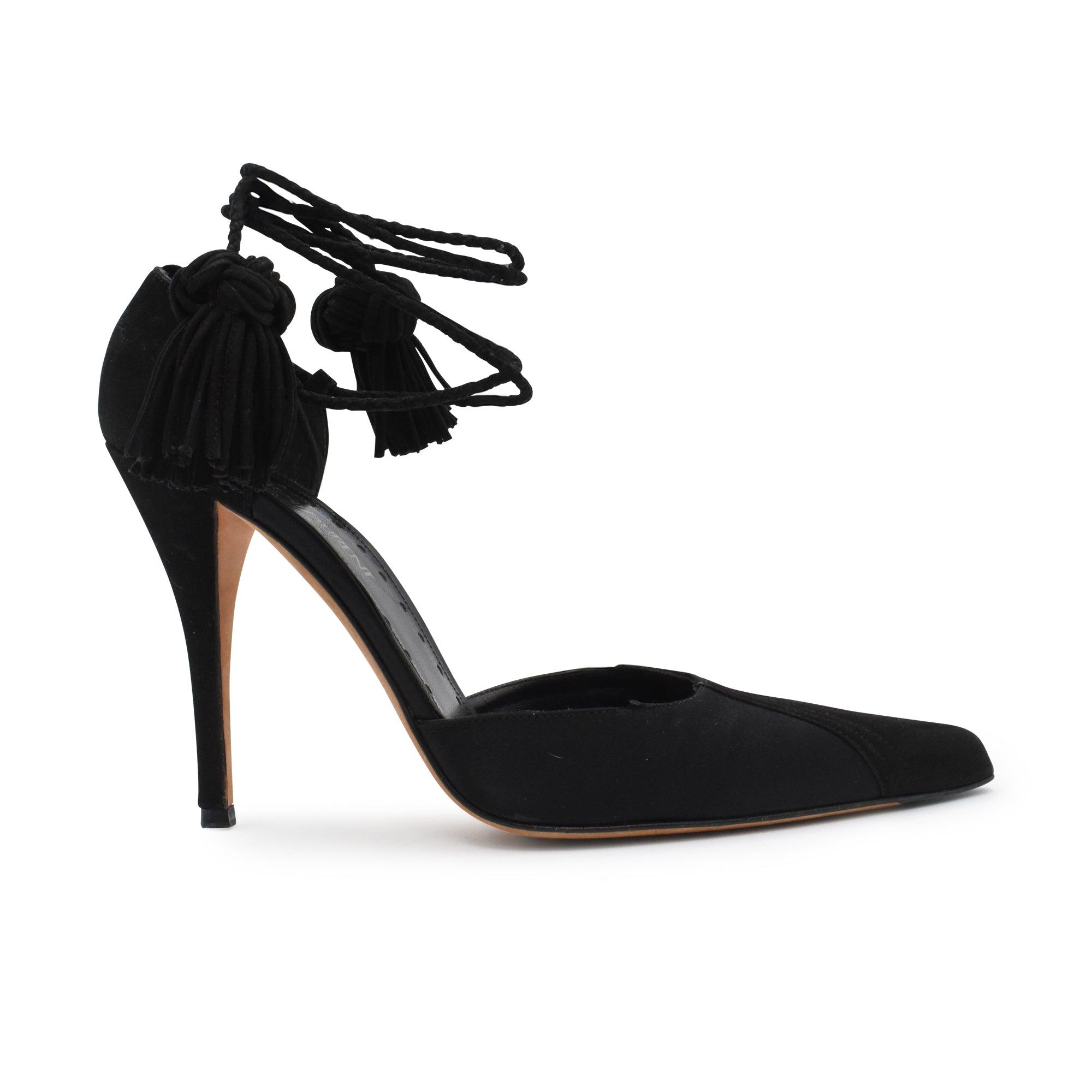 Yves Saint Laurent Heels - 38 - Fashionably Yours